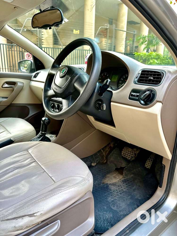 Skoda Rapid 2011-2013 1.6 Mpi At Elegance, 2013, Petrol