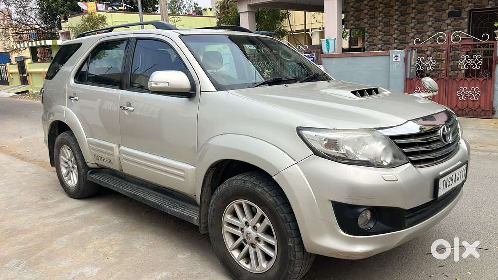 Toyota Fortuner 4x2 Manual, 2014, Diesel