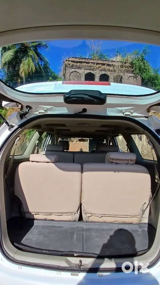 Toyota Innova 2010 Diesel Well Maintained