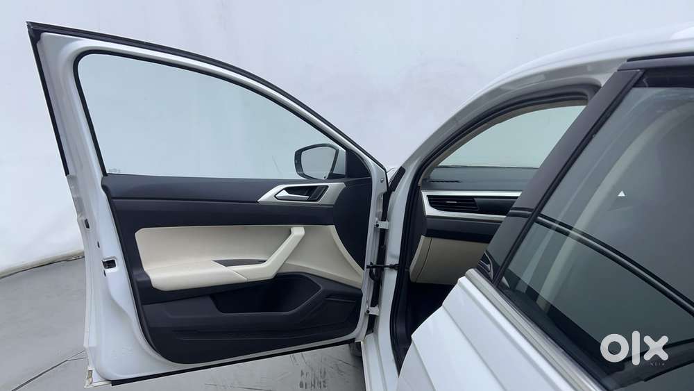 Volkswagen Virtus 1.0 Topline Tsi At, 2022, Petrol