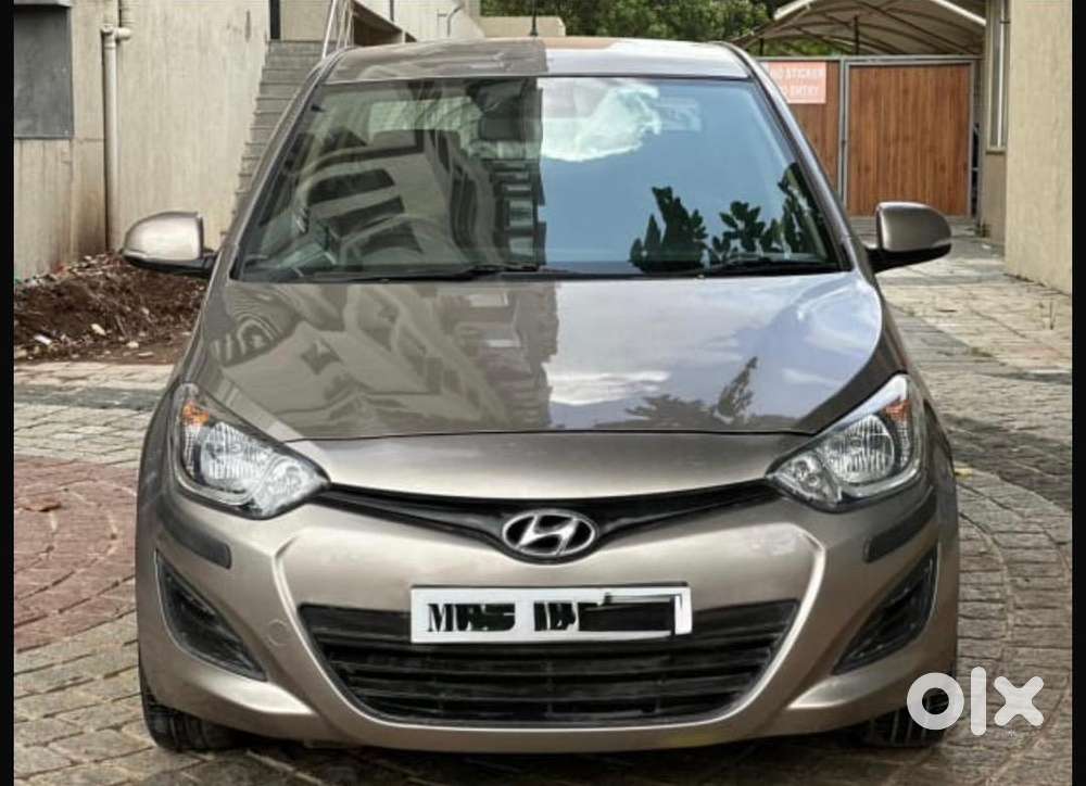 Hyundai I20 2013 Petrol + Cng (outfitted)