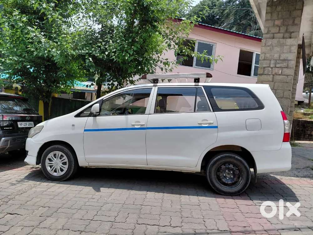 Toyota Innova 2014 Diesel 350000 Km Driven