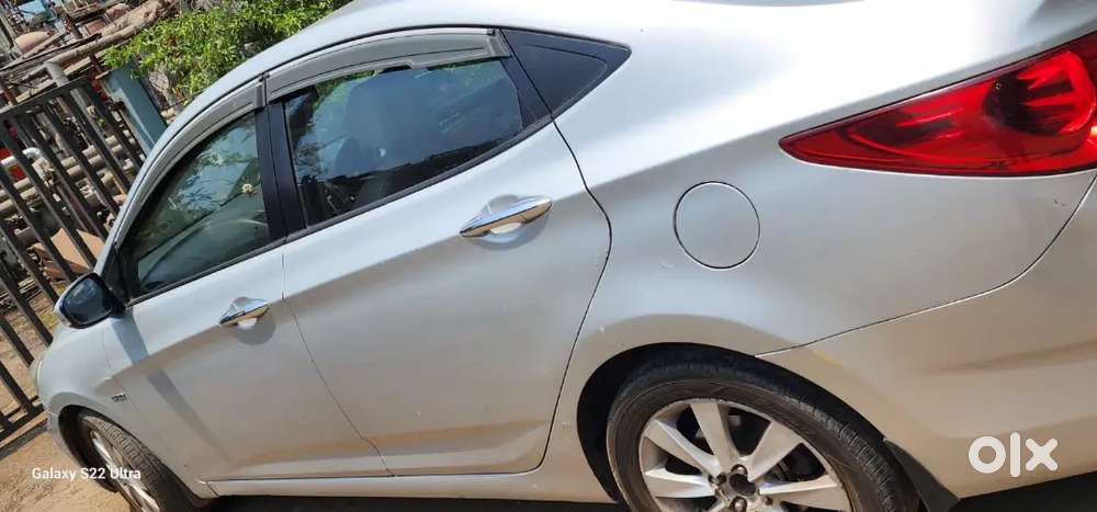 Hyundai Fluidic Verna 2013