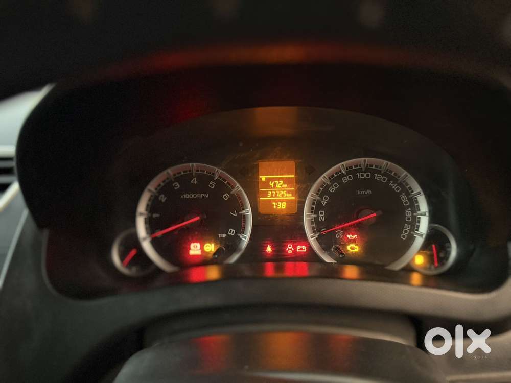 Maruti Suzuki Swift Vxi, 2015, Petrol