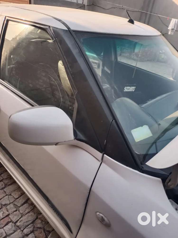 Maruti Suzuki Dzire 2012