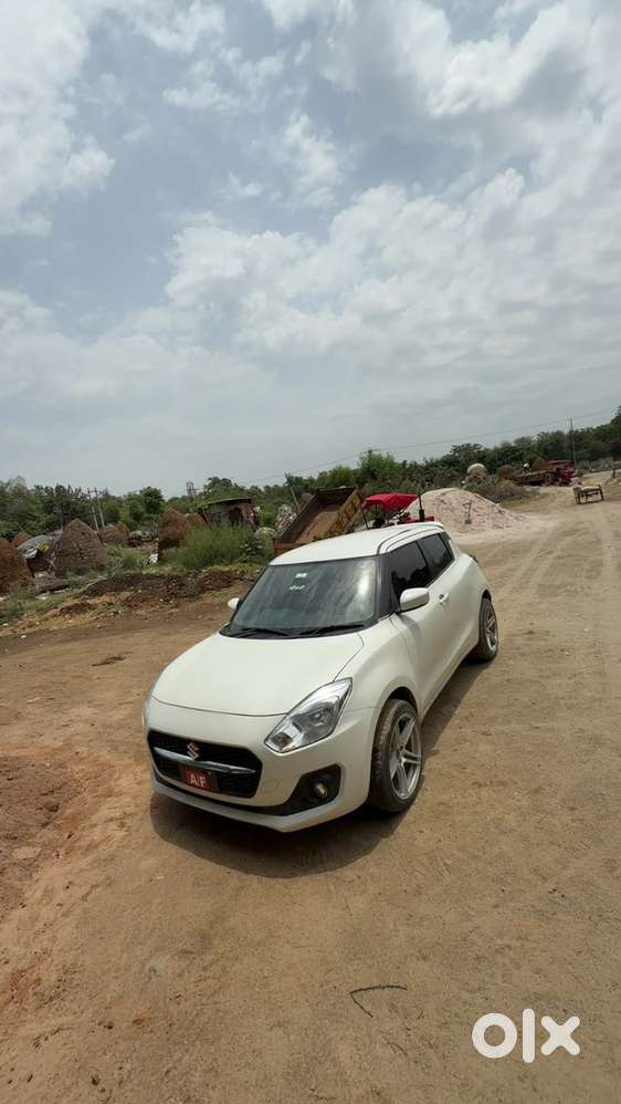 Maruti Suzuki Swift Petrol 2022