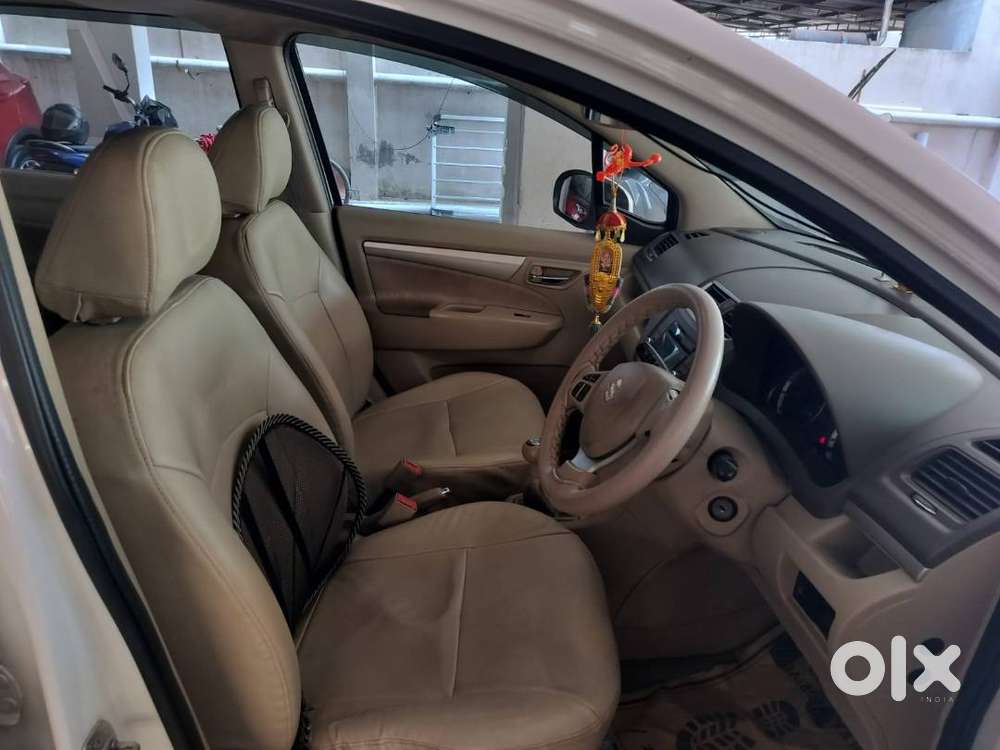 Maruti Ertiga Zxi, Petrol, 2013 Model