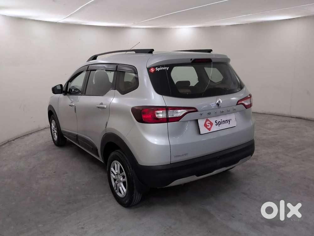 Renault Triber Rxt, 2022, Petrol