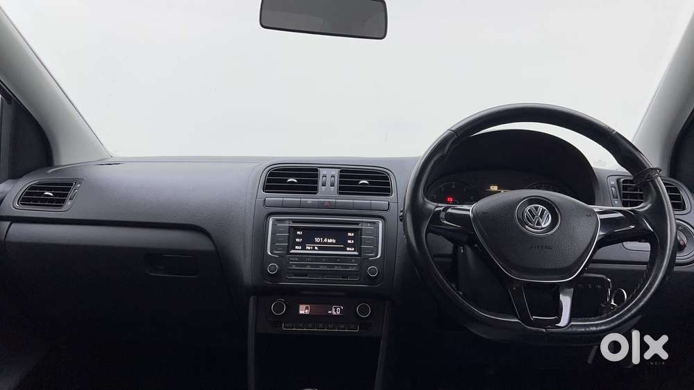 Volkswagen Vento 1.6 Highline, 2017, Petrol