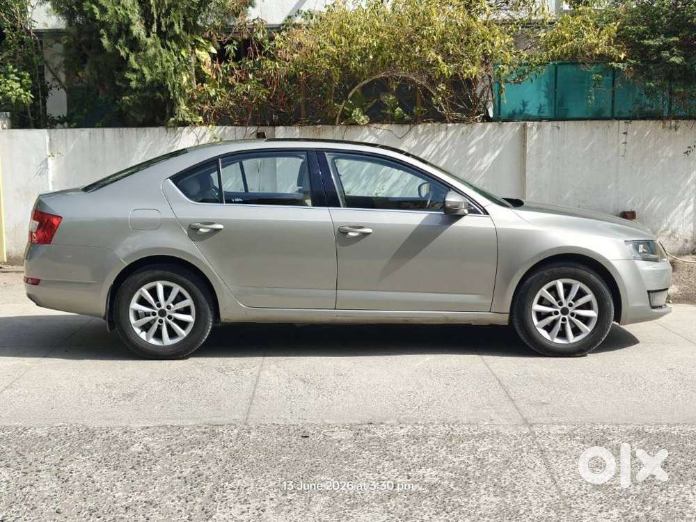 Skoda Octavia Elegance 2.0 Tdi At, 2013, Diesel