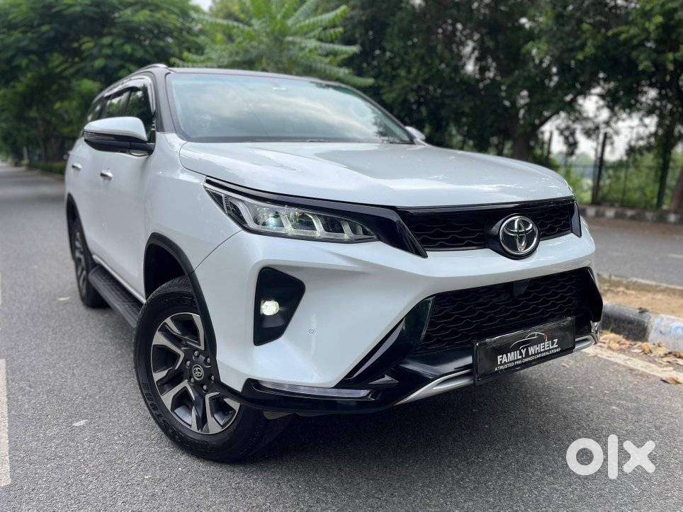 Toyota Fortuner Legender 4x4 At 2.8, 2025, Diesel