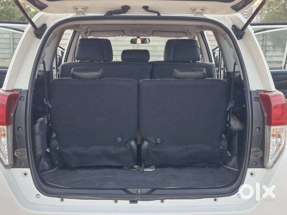 Toyota Innova Crysta 2.4 Gx Mt 8s, 2019, Diesel