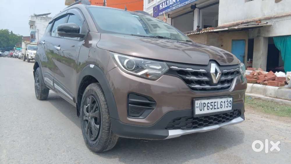 Renault Triber Rxz, 2022, Petrol