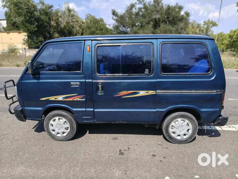 Maruti Suzuki Omni 2010