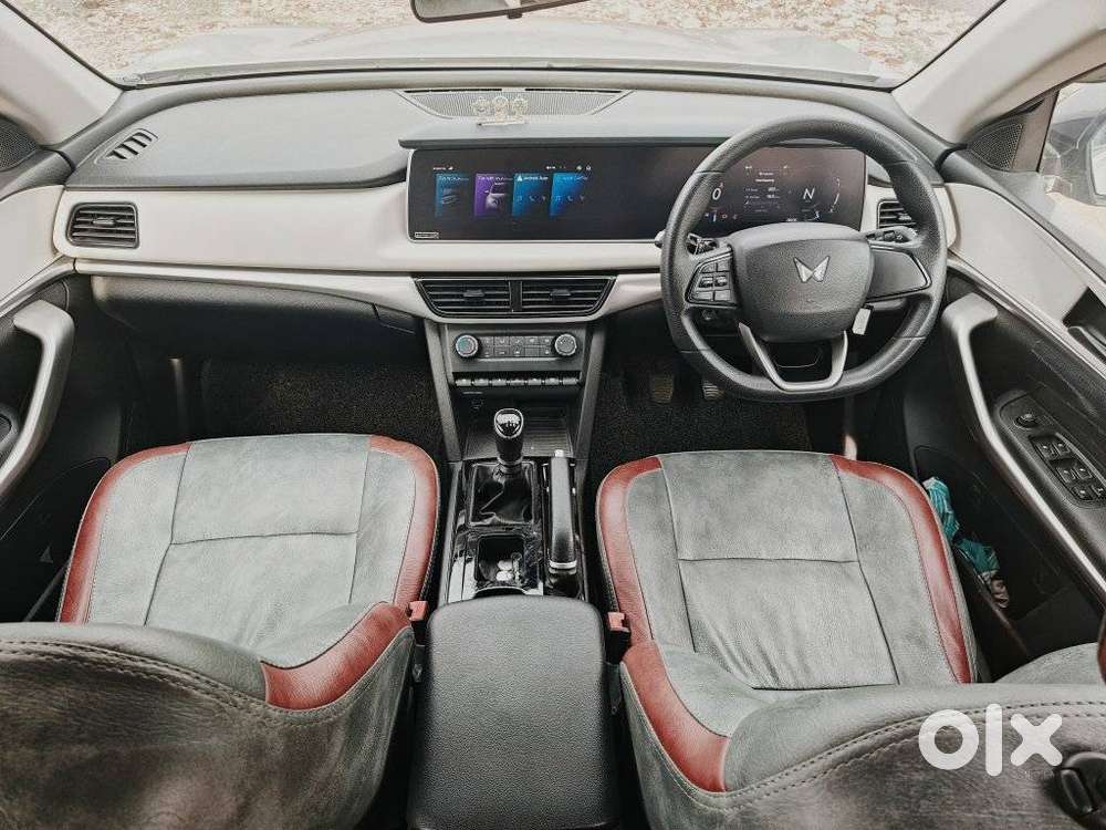 Mahindra Xuv700 2.2 Ax 3 Diesel Mt 5 Str, 2022, Diesel