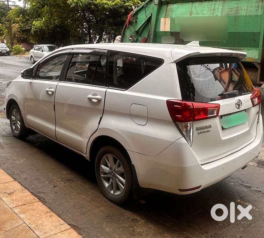 Toyota Innova Crysta 2.8 Gx At, 2017, Diesel
