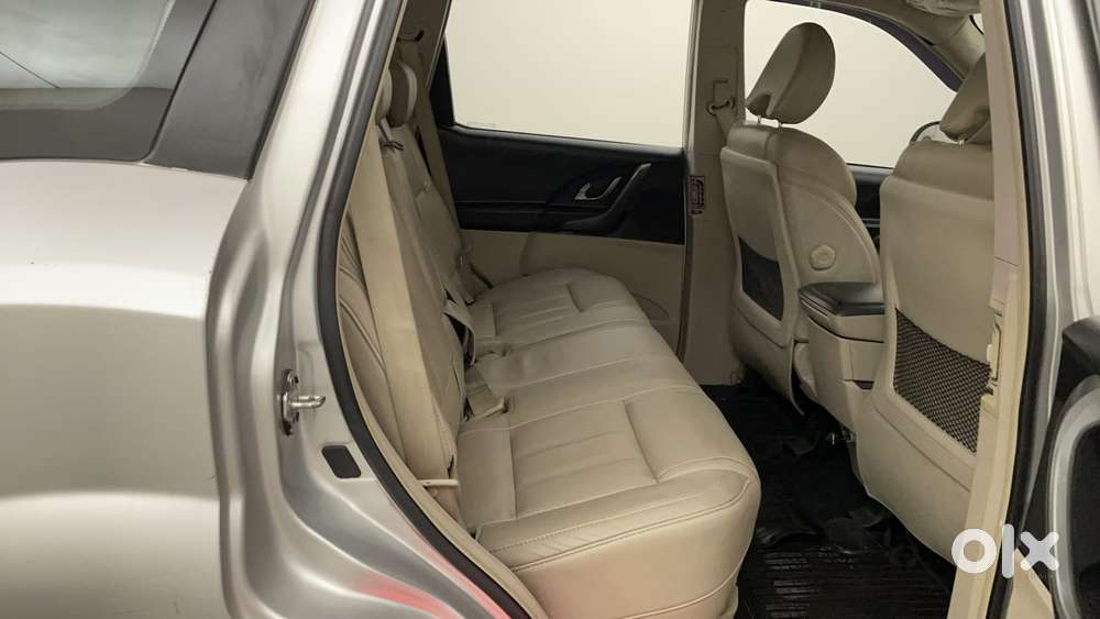 Mahindra Xuv500 W8, 2017, Diesel