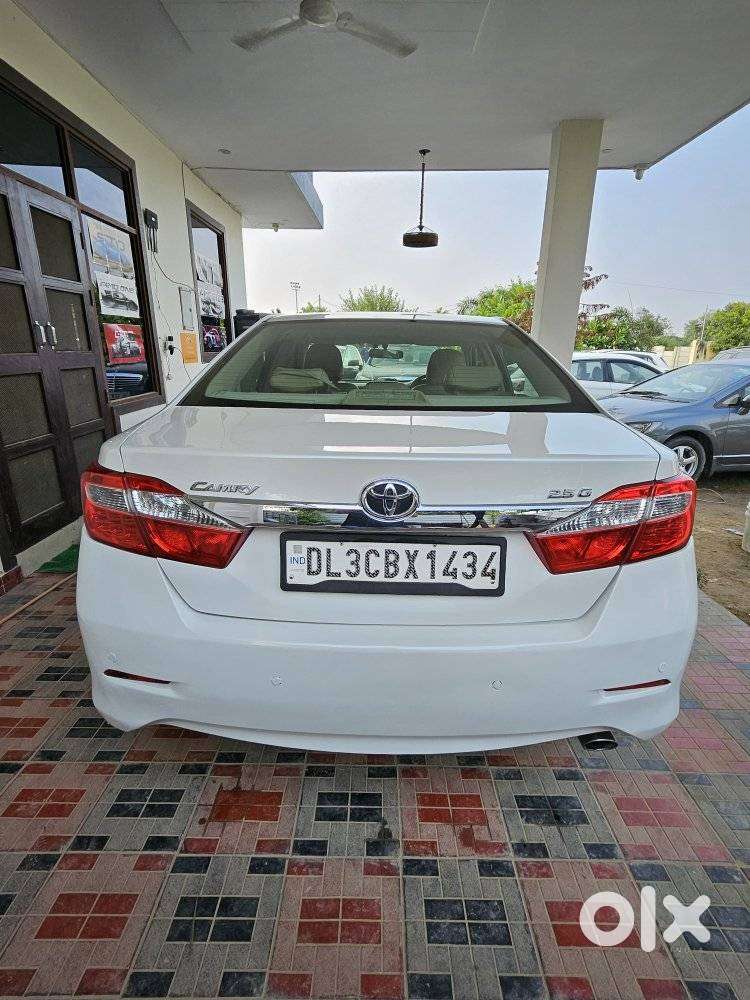 Toyota Camry 2.5l Automatic, 2013, Petrol