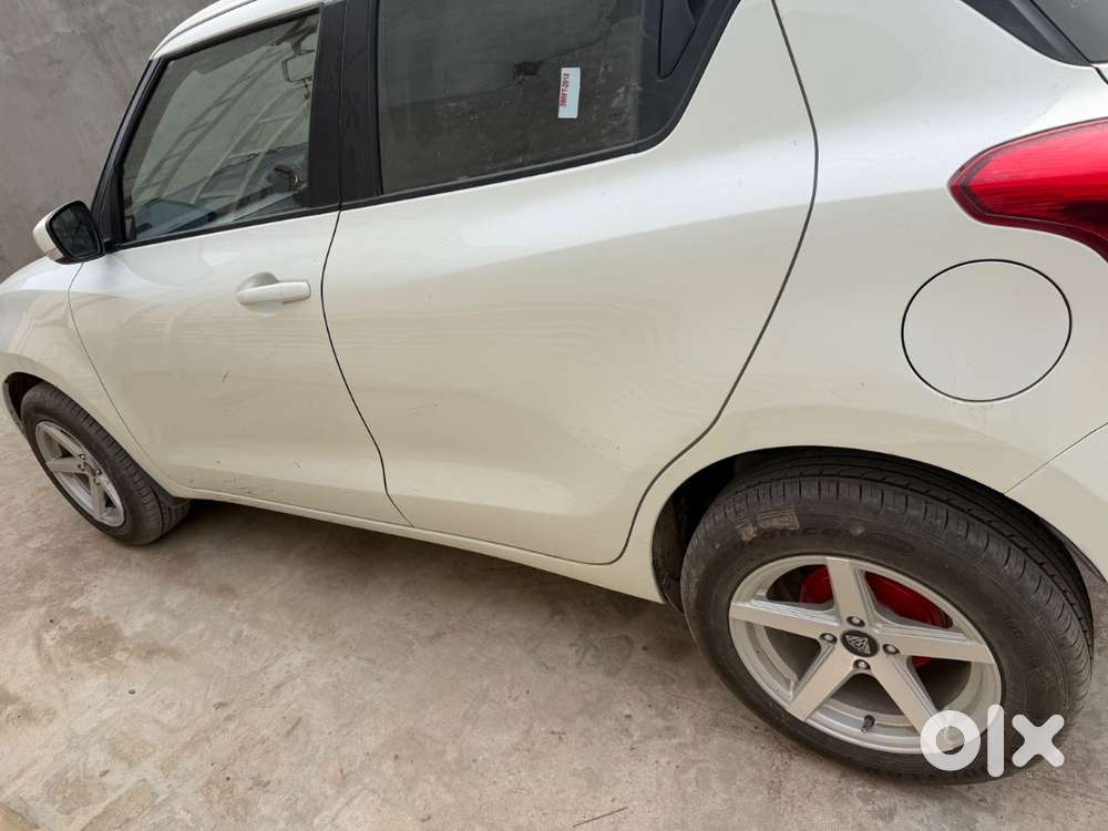 Maruti Suzuki Swift 2021 Petrol 74000 Km Driven