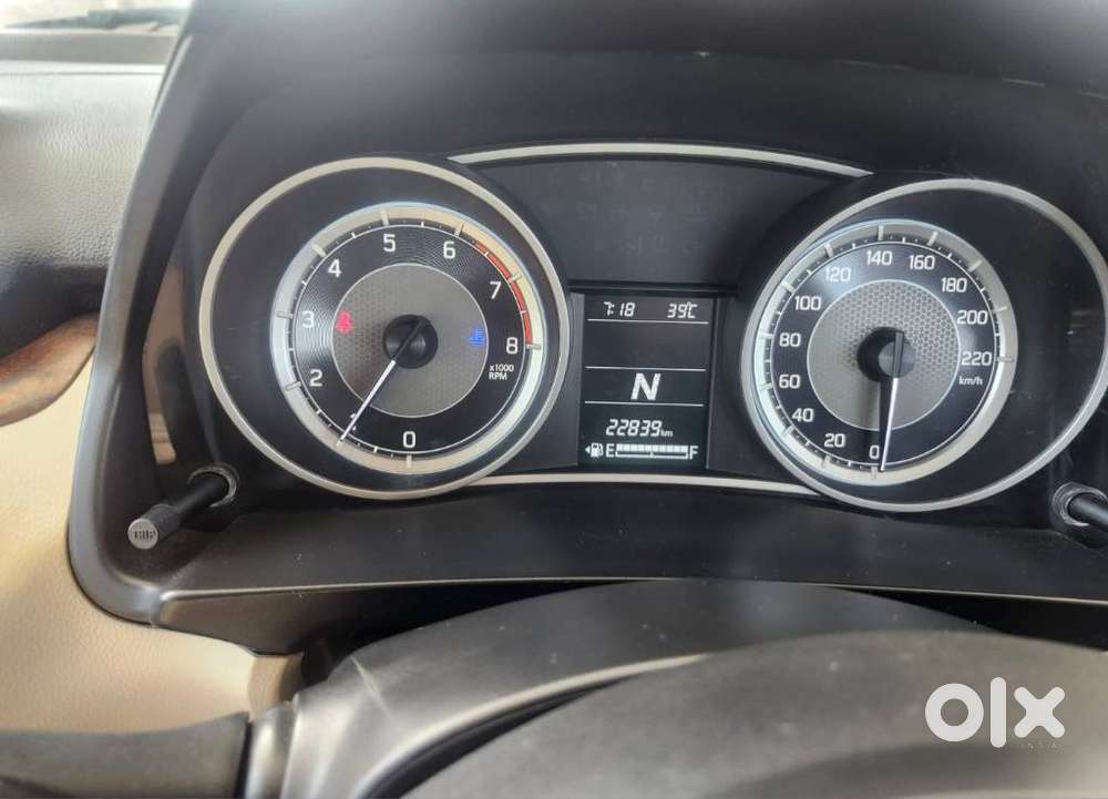 Maruti Suzuki Swift Dzire Vxi(o) Amt, 2018, Petrol