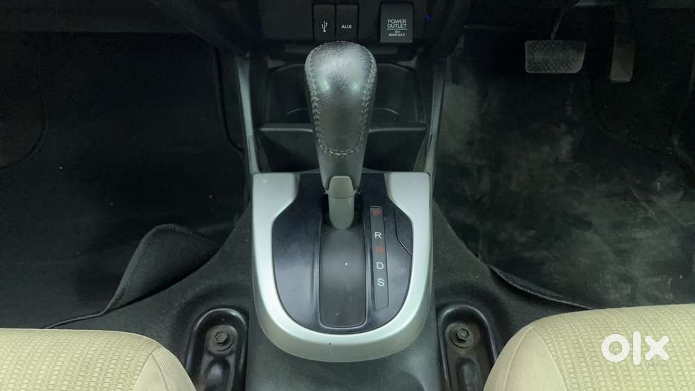 Honda Jazz V Cvt, 2016, Petrol