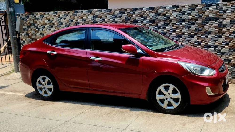 Hyundai Verna Fluidic 1.6 Vtvt Sx Automatic, 2014, Petrol