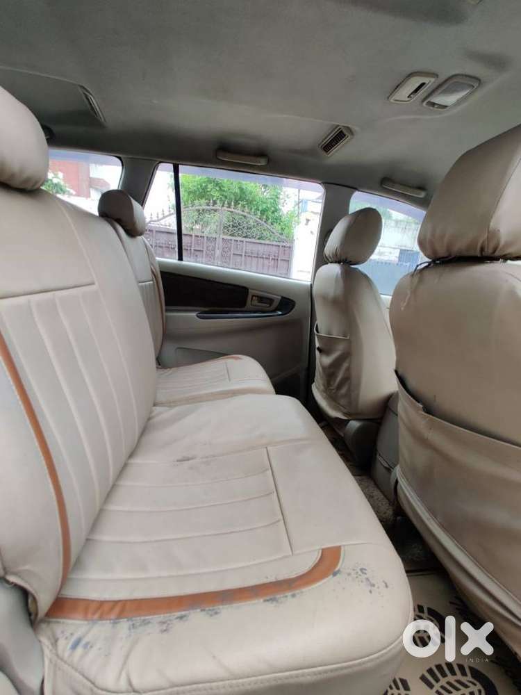 Toyota Innova 2.5 Z Diesel 7 Seater, 2009, Diesel