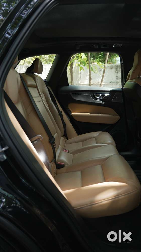 Volvo Xc60 D5 Inscription, 2019, Diesel