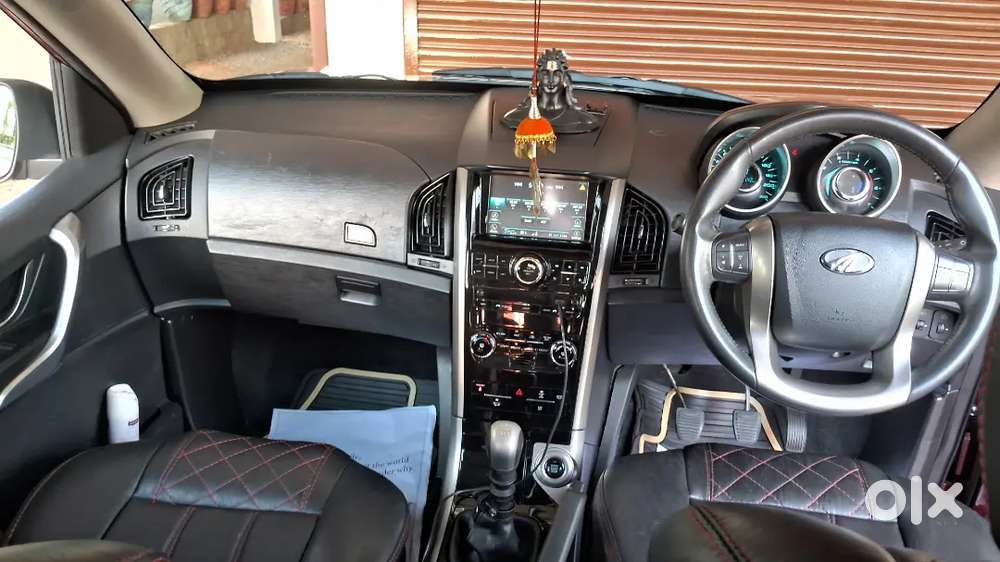 Mahindra Xuv500 2018 Diesel 110142 Km Driven