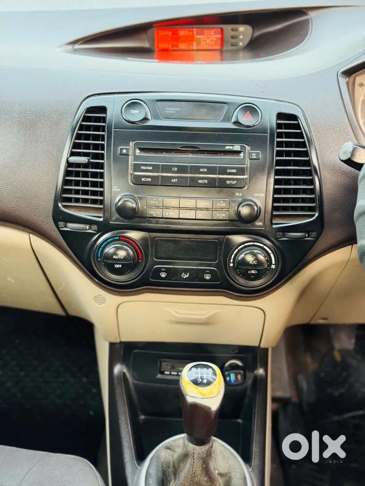 Hyundai I20 1.4 Asta Optional With Sunroof, 2012, Diesel