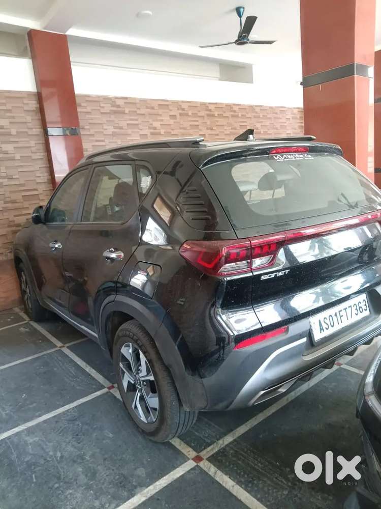 Kia Sonet 2023 Petrol 11010 Km Driven