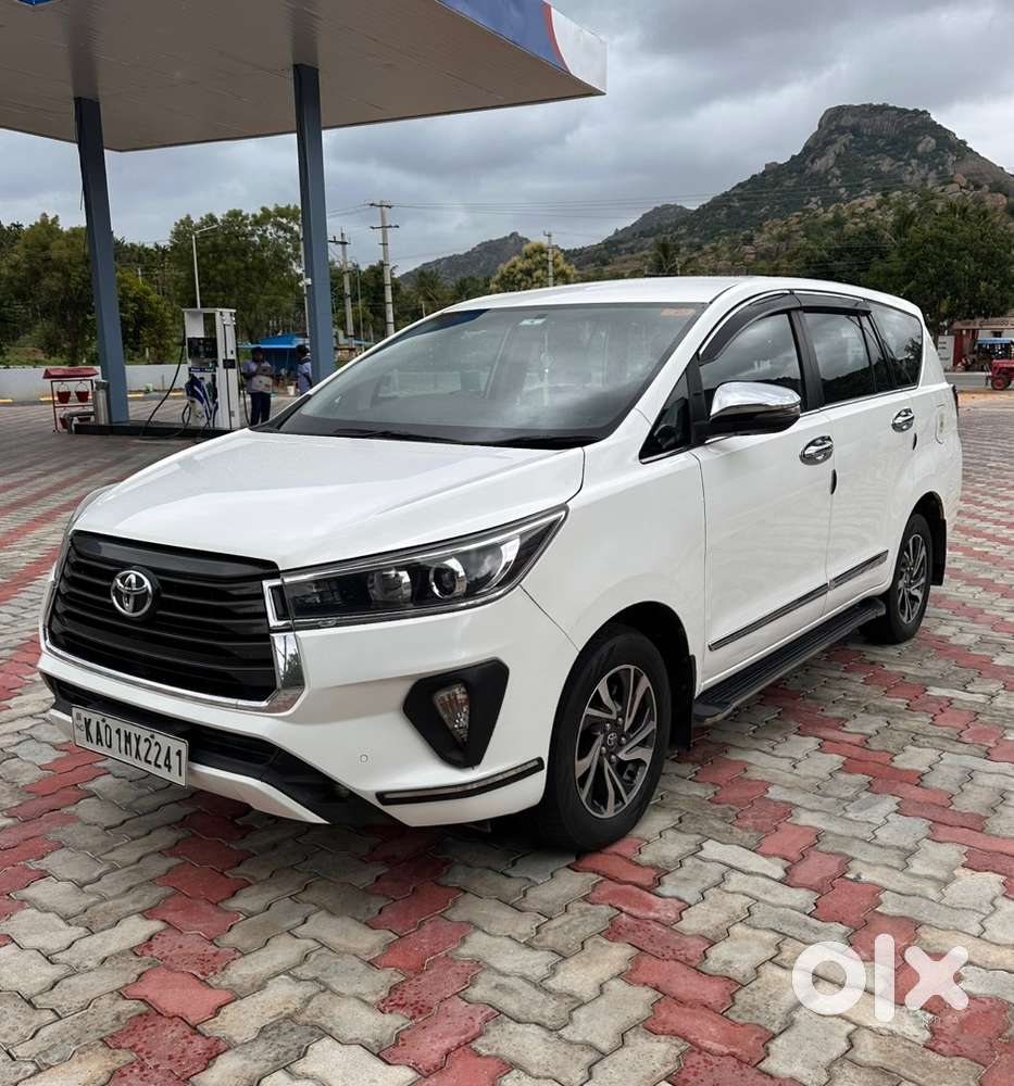 Toyota Innova Crysta 2022