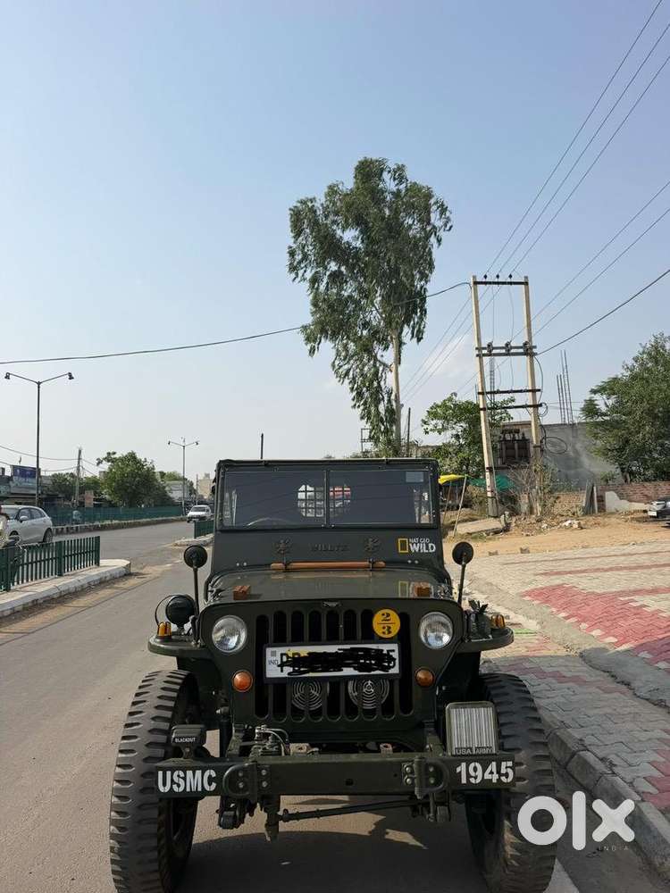 Mahindra Willy Jeep
