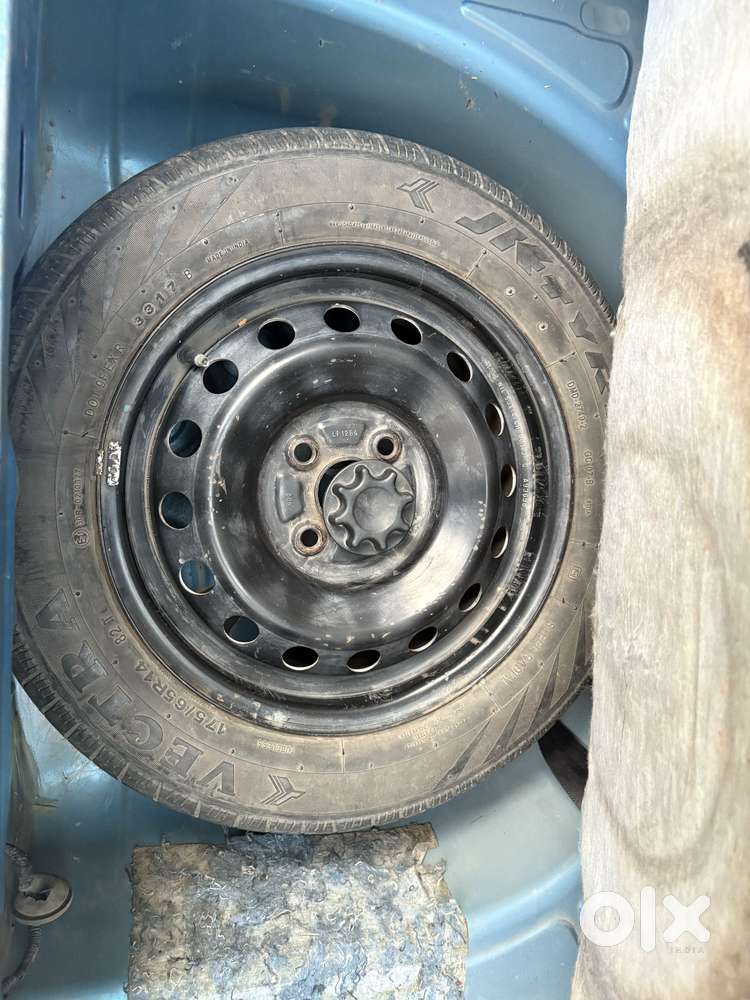 Toyota Etios Liva 2011-2012 G, 2011, Petrol