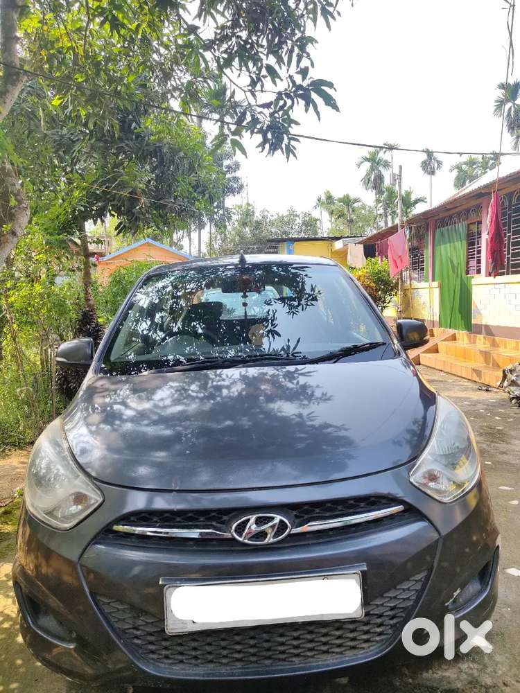 Hyundai I10 Sportz 2013 Petrol