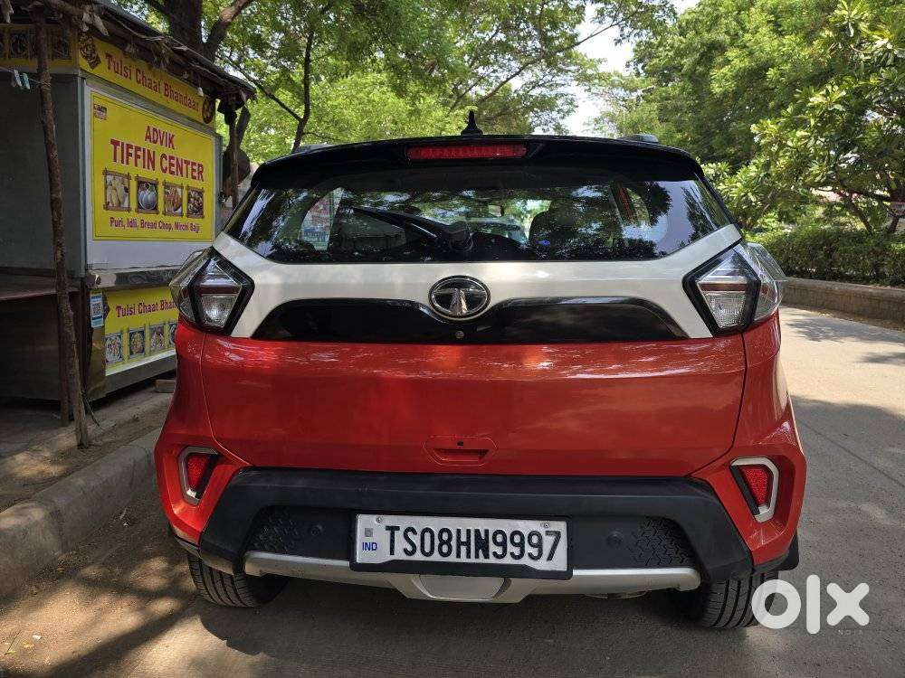 Tata Nexon 1.2 Revotron Xz Plus Dual Tone Roof (s), 2021, Petrol