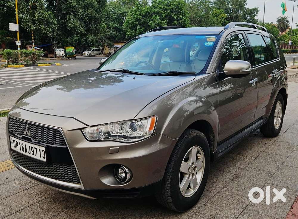 Mitsubishi Outlander 2.4 Cvt, 2012, Petrol