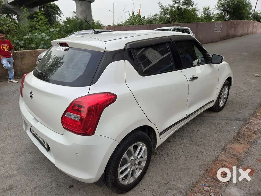 Maruti Suzuki Swift 2021 Amt Petrol+cng