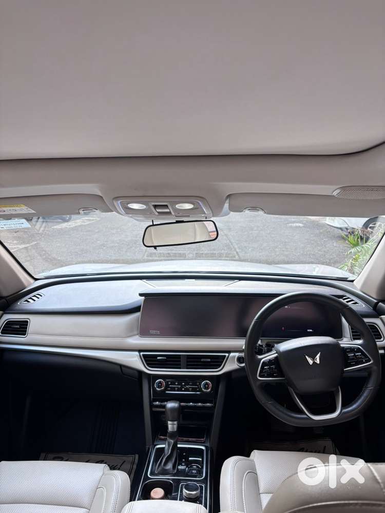Mahindra Xuv700 Ax7l Awd Diesel 2022