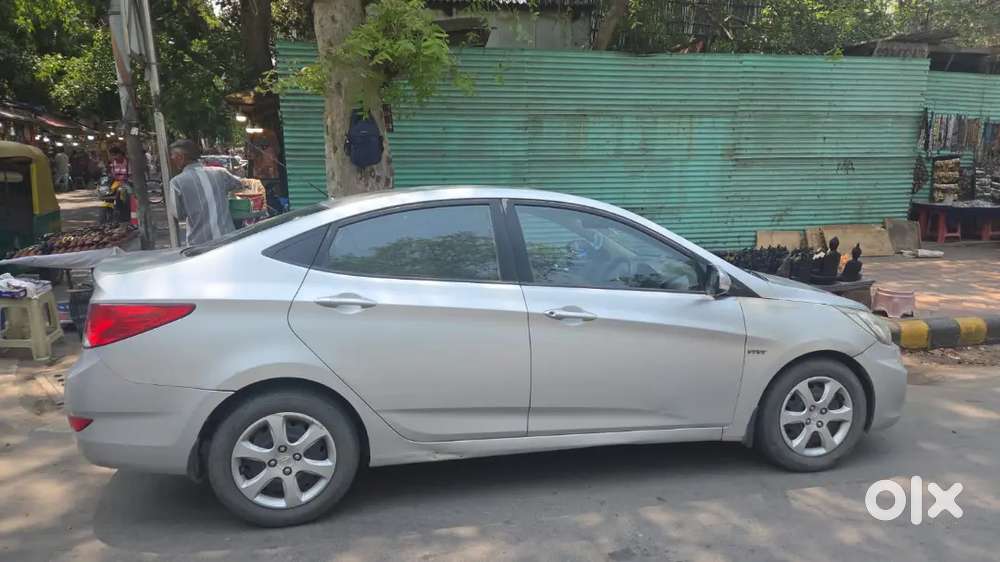 Hyundai Verna .16 Vtvt Model 2011
