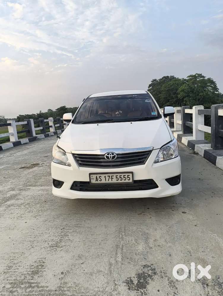 Toyota Innova 2016 Diesel Well Maintained