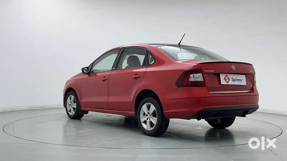 Skoda Rapid 1.6 Mpi At Style, 2016, Petrol
