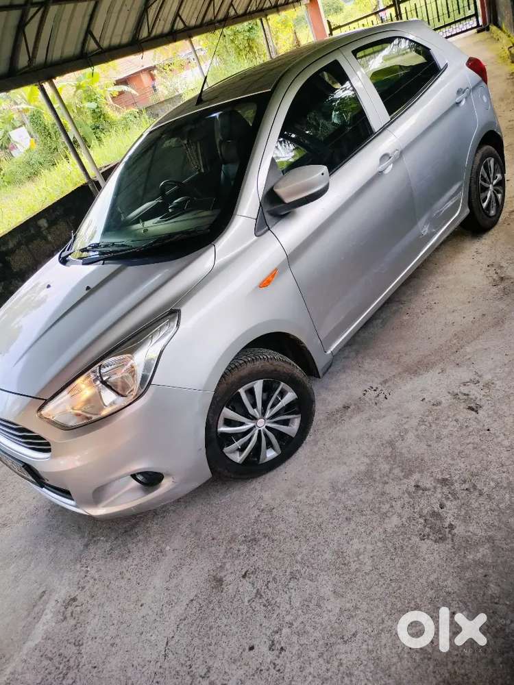 2015 Figo Petrol Manual 3rd Owner