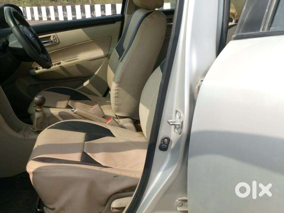 Maruti Suzuki Dzire 1.2 Vxi, 2013, Petrol