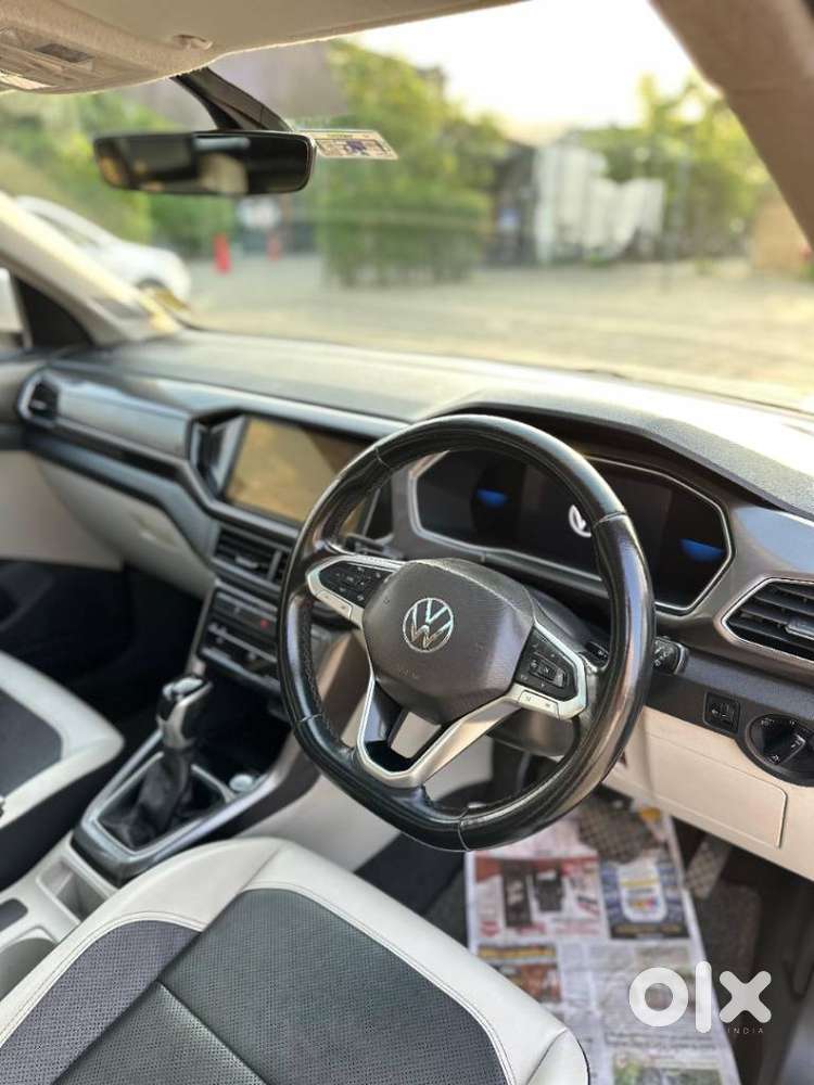 Volkswagen Taigun 1.0 Tsi Topline At, 2022, Petrol