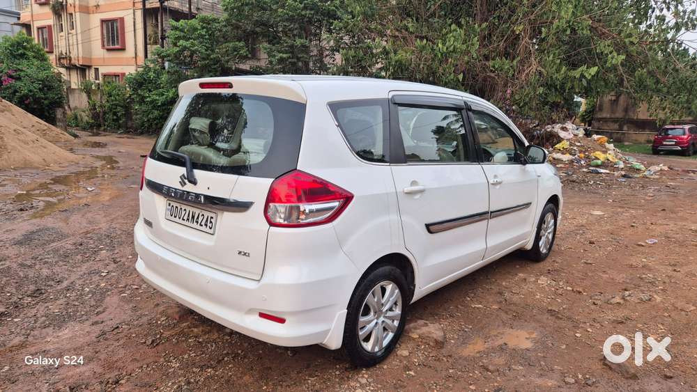 Maruti Suzuki Ertiga Zxi Plus , 2017, Petrol