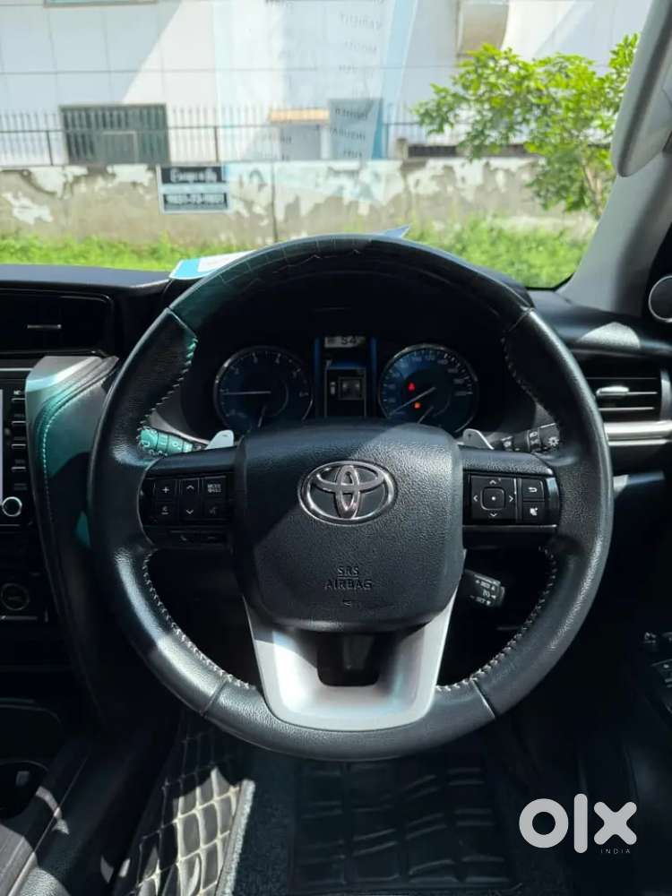 Toyota Fortuner 2019 Diesel 147000 Km Driven