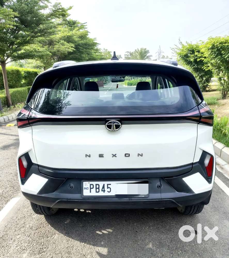 Tata Nexon 2023 Petrol