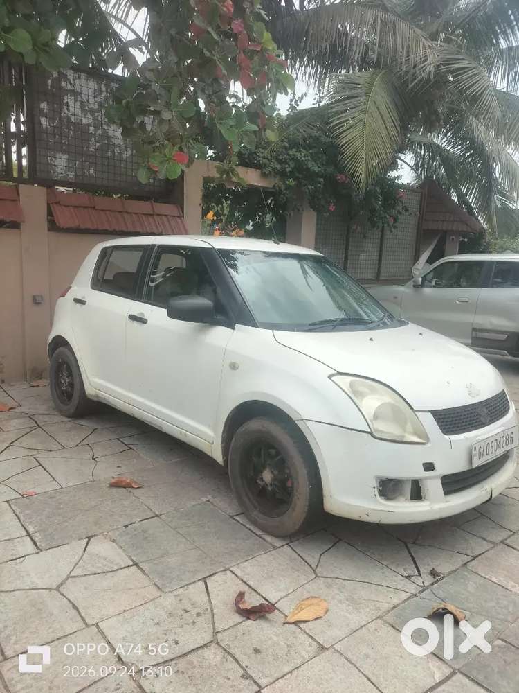 Maruti Suzuki Swift Vxi Petrol 2010