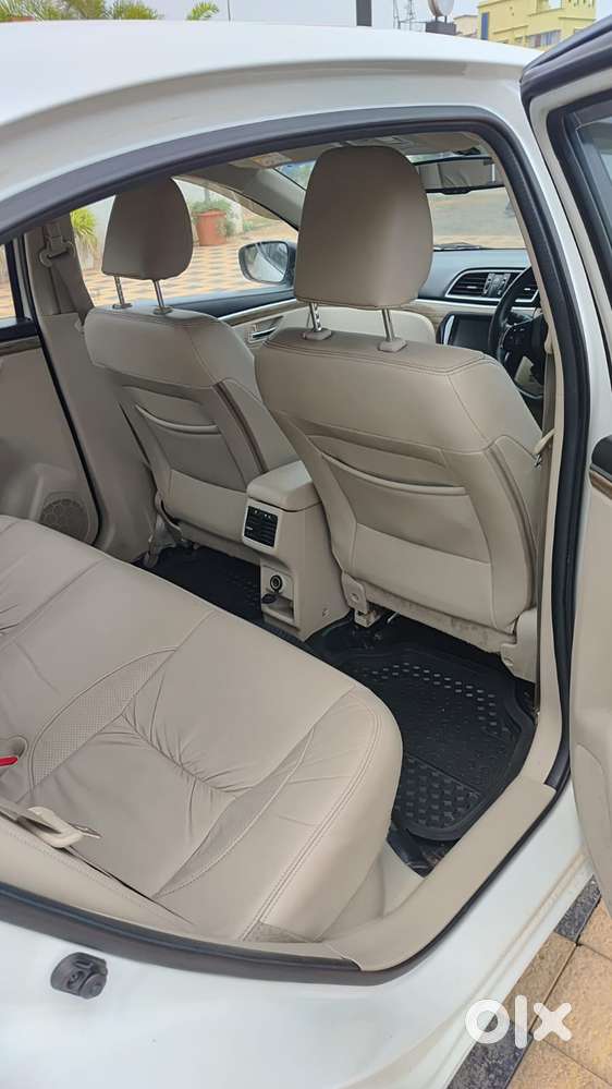 Maruti Suzuki Ciaz 1.3 Alpha Shvs Mt, 2023, Petrol